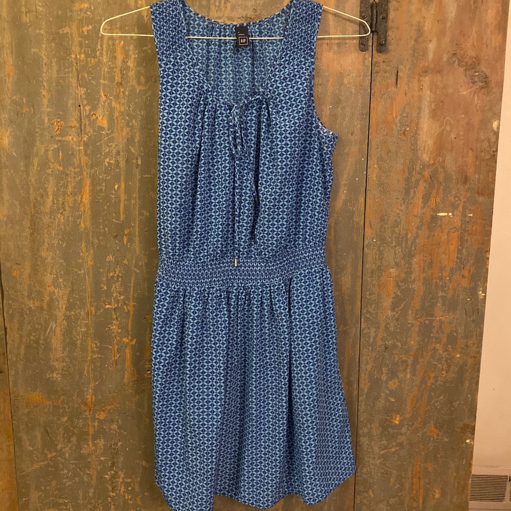 GAP dress